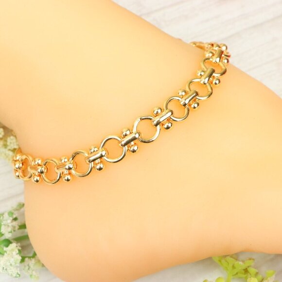 "Handmade Anklet – Elegant & Delicate Jewelry for Women | UNVRC1607 - Picture 1 of 10
